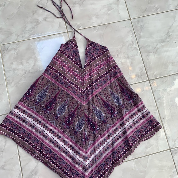 Bandana Style Halter - Picture 2 of 3